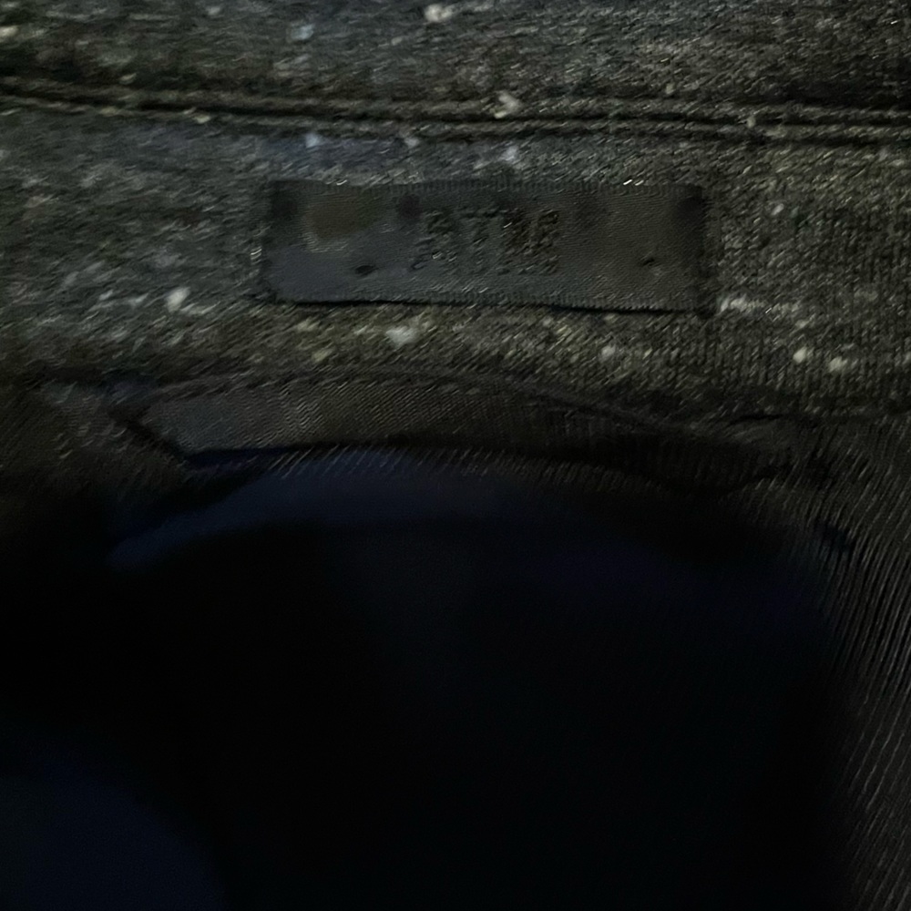 Atm Crop Sleeve Two Button Notched Lapel Blazer J… - image 4